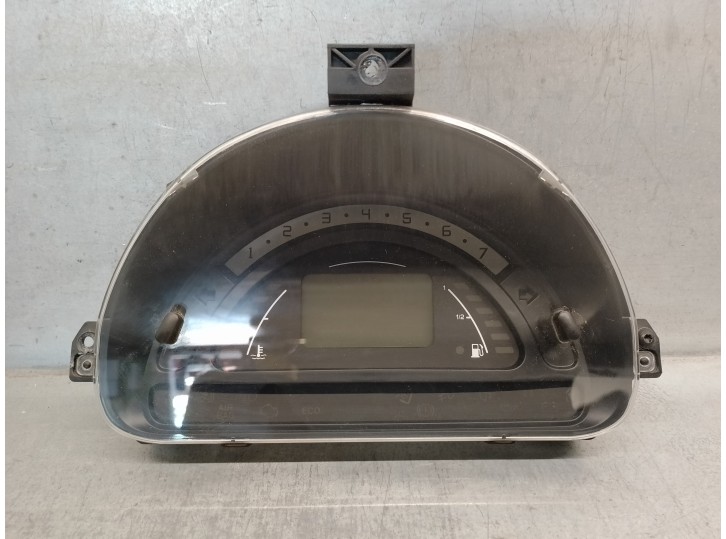 Recambio de cuadro instrumentos para citroën c3 1.4 hdi referencia OEM IAM P9652008280E 216740686 SAGEM