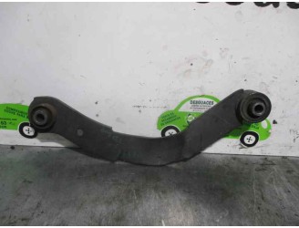Recambio de brazo suspension superior trasero derecho para dodge caliber 1.8 16v cat referencia OEM IAM 05105271D  