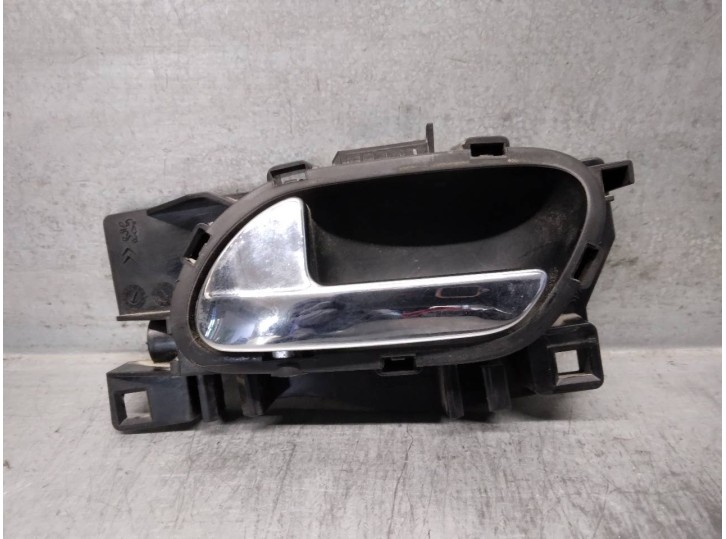 Recambio de maneta interior trasera izquierda para citroën c3 ii 1.4 referencia OEM IAM 9686446877  