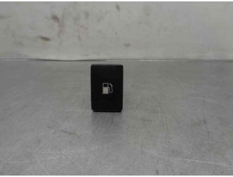 Recambio de mando para toyota avensis cross sport (t27) advance referencia OEM IAM 15C252  