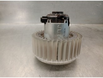 Recambio de motor calefaccion para chevrolet aveo 1.4 cat referencia OEM IAM 95472959  