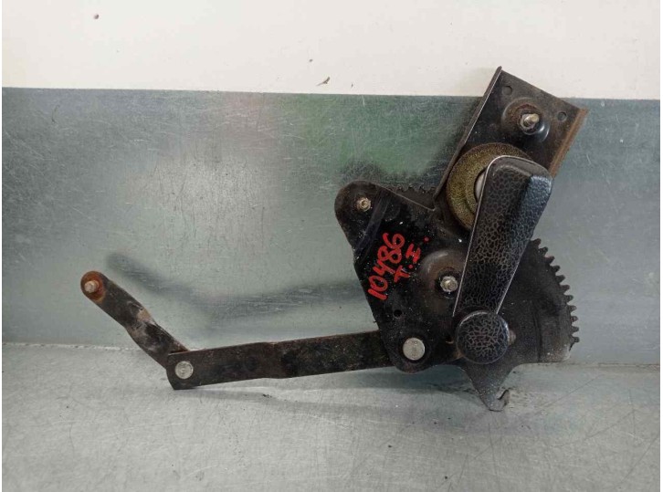 Recambio de elevalunas trasero izquierdo para renault 12 ts conf 847-99 referencia OEM IAM  MANUAL 4 PUERTAS