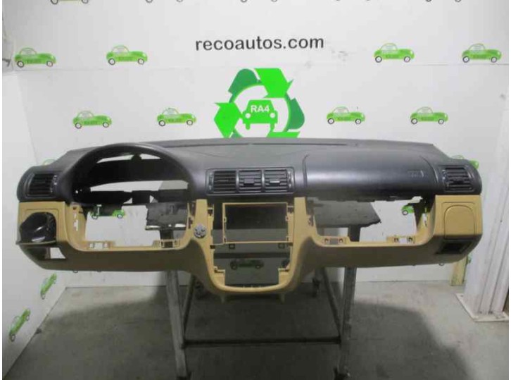 Recambio de salpicadero para mercedes-benz clase m (w163) 3.2 v6 18v cat referencia OEM IAM GRIS Y CAMEL 