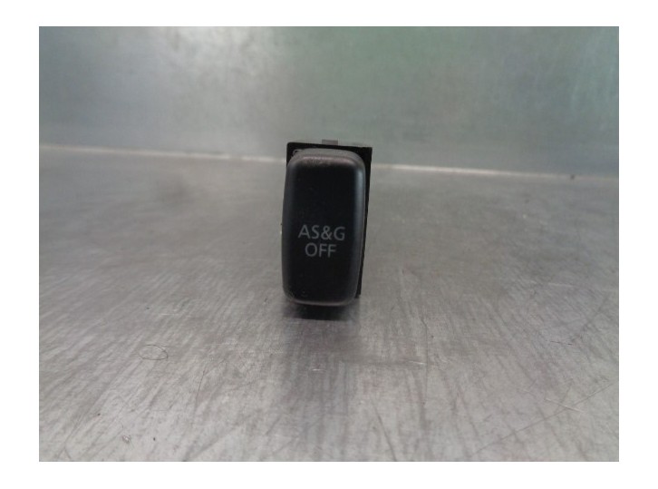 Recambio de interruptor para mitsubishi asx (ga0w) challenge 2wd referencia OEM IAM 8602A029  