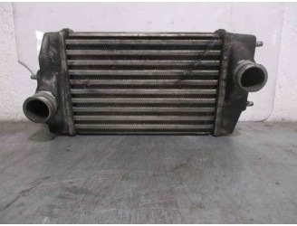 Replacement intercooler for Chrysler Voyager (RG) 2.5 CRD CAT OEM IAM reference 83403D8204 868503A VALEO