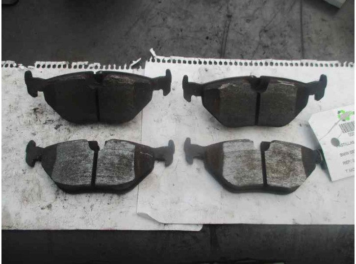 Recambio de pastillas de freno para bmw serie 5 berlina (e39) 523i referencia OEM IAM 34216761281 TRASERAS
