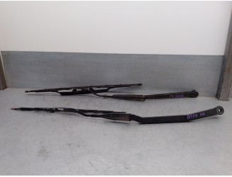 Recambio de brazo limpia delantero derecho para toyota lexus gs 300 (jzs160) 3.0 24v cat referencia OEM IAM 8521130520 DERECHO E