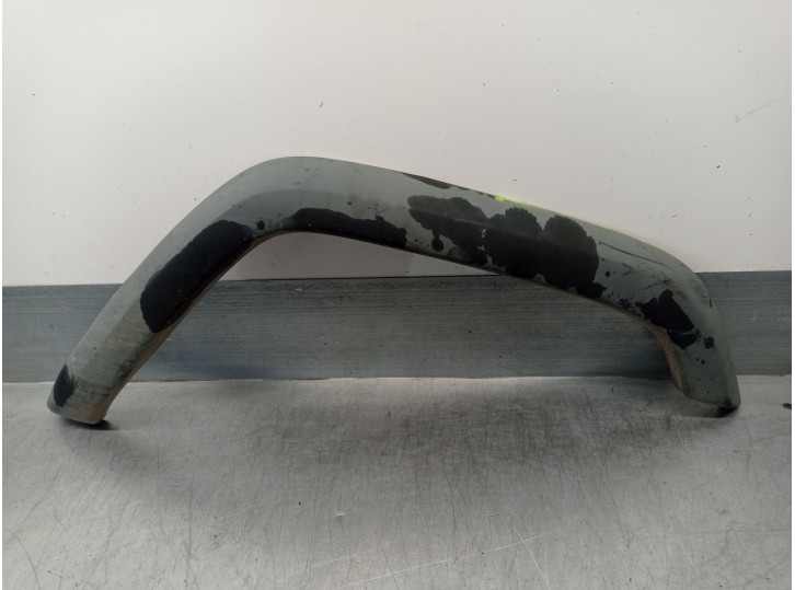 Recambio de aletin trasero izquierdo para jeep cherokee (j) 2.5 turbodiesel referencia OEM IAM 5FW77DX9AA 5FW77DX9AA 3 PUERTAS