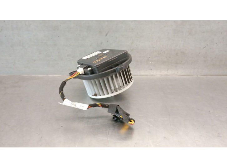 Recambio de motor calefaccion para peugeot 3008 i monospace (0u_) 2.0 hdi hybrid4 (0urhca) referencia OEM IAM 9670033580 6441FE 