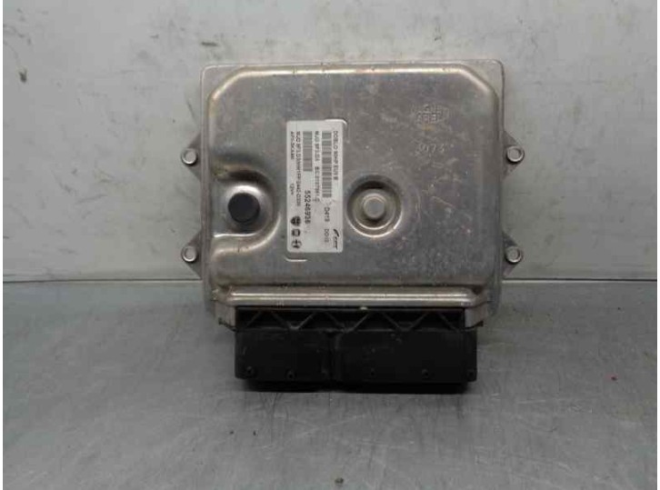 Recambio de centralita aire acondicionado para opel combo d 1.3 16v cdti referencia OEM IAM 55246936 