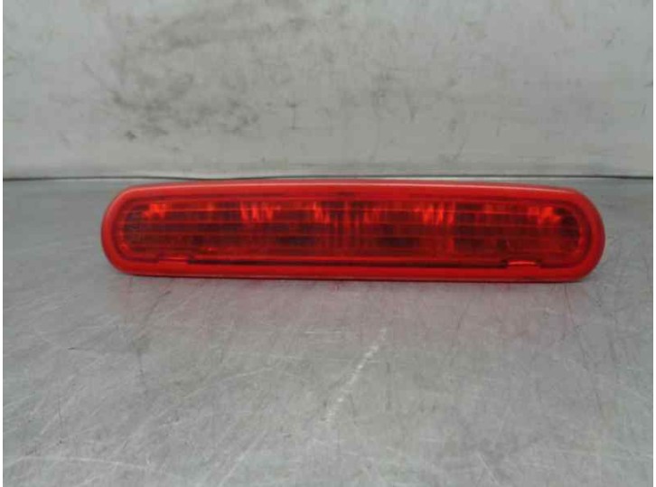 Recambio de luz central de freno para opel combo d 1.3 16v cdti referencia OEM IAM 1222290  