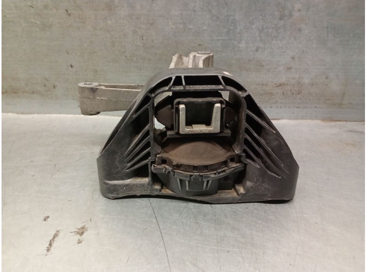 Replacement right engine mount for Renault Talisman (LP_) 1.5 dCi 110 OEM IAM reference 112848459R 113757824R 