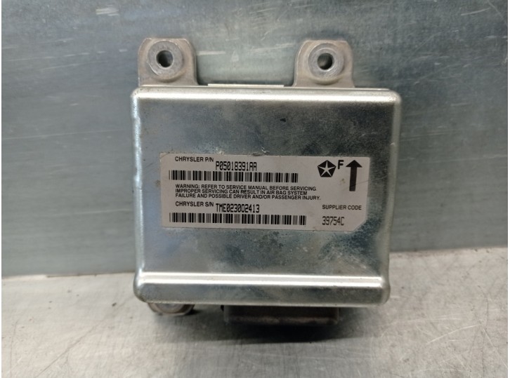 Recambio de centralita airbag para jeep cherokee (j) 2.5 turbodiesel referencia OEM IAM P05018391AA TME023002413 