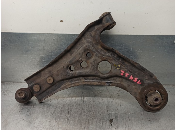 Recambio de brazo suspension inferior delantero izquierdo para chevrolet aveo 1.2 cat referencia OEM IAM 95479764  