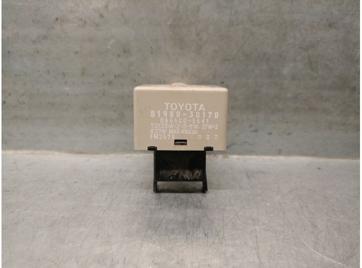 Recambio de rele para lexus gs (_s19_) 450h (grs191_, gws191_) referencia OEM IAM 8198030170  0665005641 DENSO