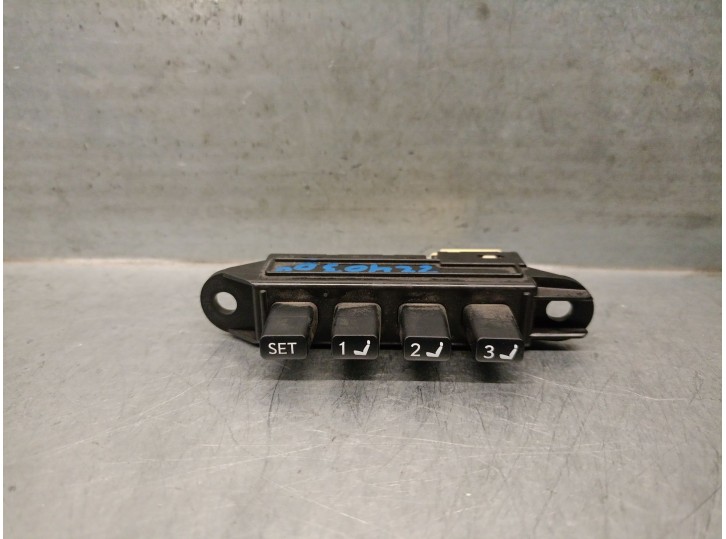 Recambio de mando asiento derecho para lexus gs (_s19_) 450h (grs191_, gws191_) referencia OEM IAM 15A695 