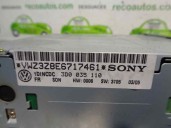 Replacement audio system / CD radio for Volkswagen Phaeton (3D2/3D8) 3.2 V6 24V OEM IAM reference 3D0035110 