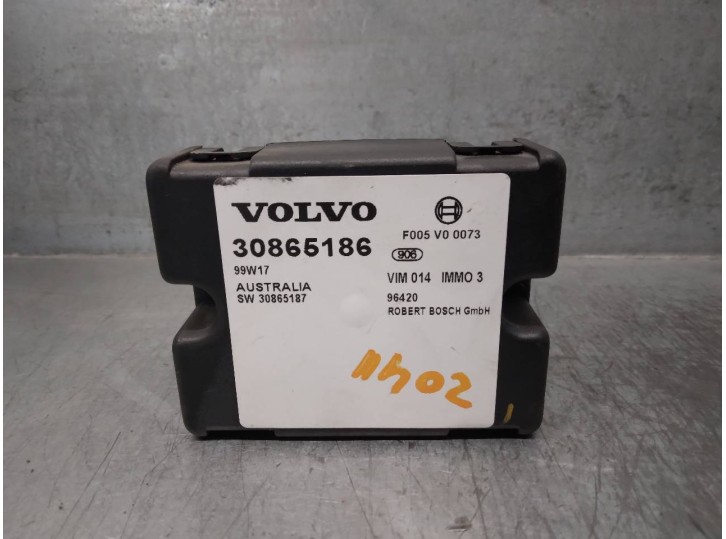 Replacement immobilizer control unit for Volvo S40 Saloon 1.9 Diesel OEM IAM reference 30865186 