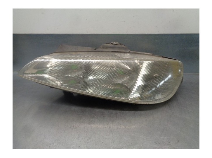 Replacement left headlight for Peugeot 406 saloon (S1/S2) SL OEM IAM reference 9616251380 0301037021 BOSCH