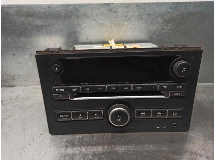 Audio system / CD radio replacement part for Saab 9-3 Saloon 1.9 TiD CAT OEM IAM reference 12779269 