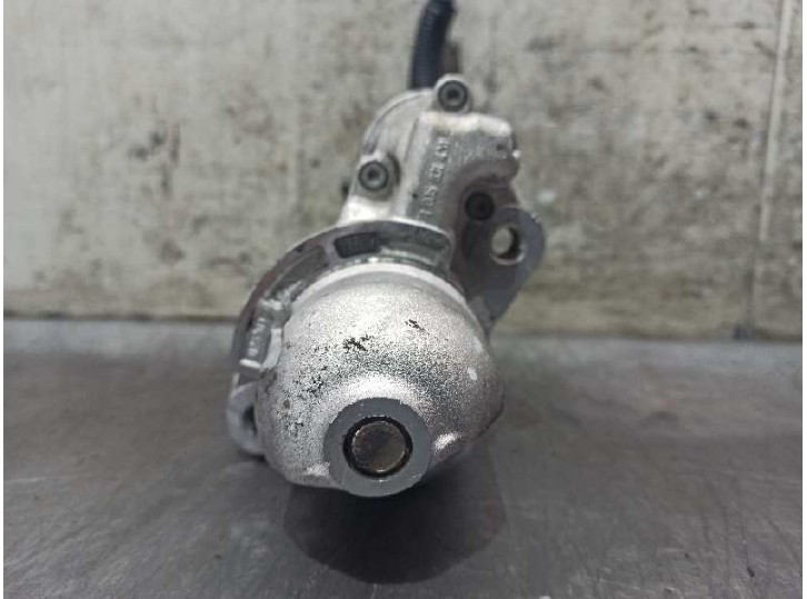 Replacement starter motor for Audi A6 Saloon (4F2) 2.4 V6 24V CAT (BDW) OEM IAM reference 06E911023E 0001108405 BOSCH