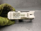 Recambio de mando elevalunas delantero derecho para lexus gs (_s19_) 450h (grs191_, gws191_) referencia OEM IAM 8481030170  R515