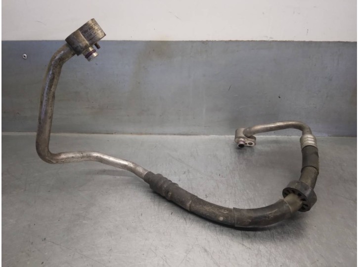 Replacement air conditioning pipes for Volkswagen Passat Variant (365) 2.0 TDI OEM IAM reference 3C0820721R 