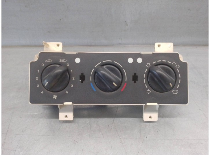 Recambio de mando calefaccion / aire acondicionado para citroën xsara berlina 1.9 diesel referencia OEM IAM 810500233F 6451CN 
