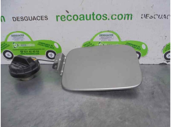 Recambio de tapa exterior combustible para kia carens 1.8 cat referencia OEM IAM 0K2FA42410 0K2C142410 GRIS