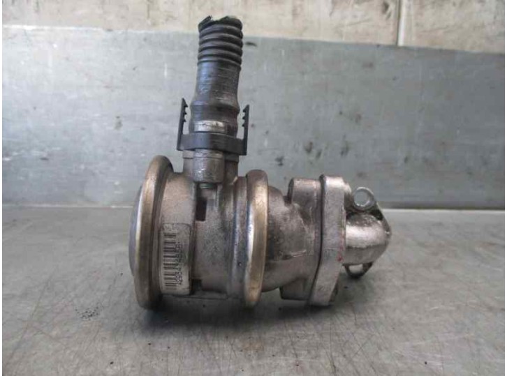 Recambio de valvula egr para audi a6 berlina (4f2) 2.4 v6 24v cat (bdw) referencia OEM IAM 72277838 PIERBURG