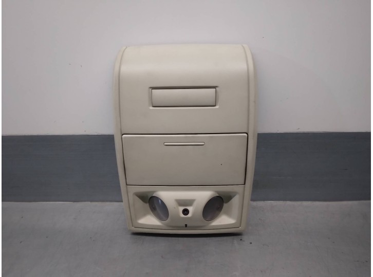 Recambio de luz interior para chrysler grand voyager lx referencia OEM IAM L0097923AD10DW1  