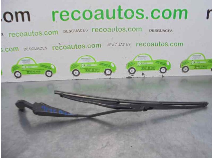 Recambio de brazo limpia trasero para kia carens 1.8 cat referencia OEM IAM 0K2C067330 