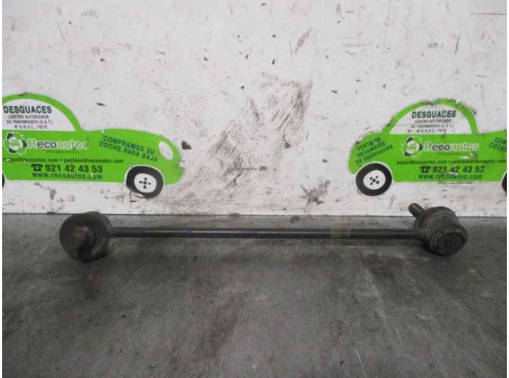 Recambio de tirante delantero derecho para kia carens 1.8 cat referencia OEM IAM 