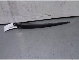 Recambio de brazo limpia trasero para hyundai i30 style referencia OEM IAM 98811G3000  