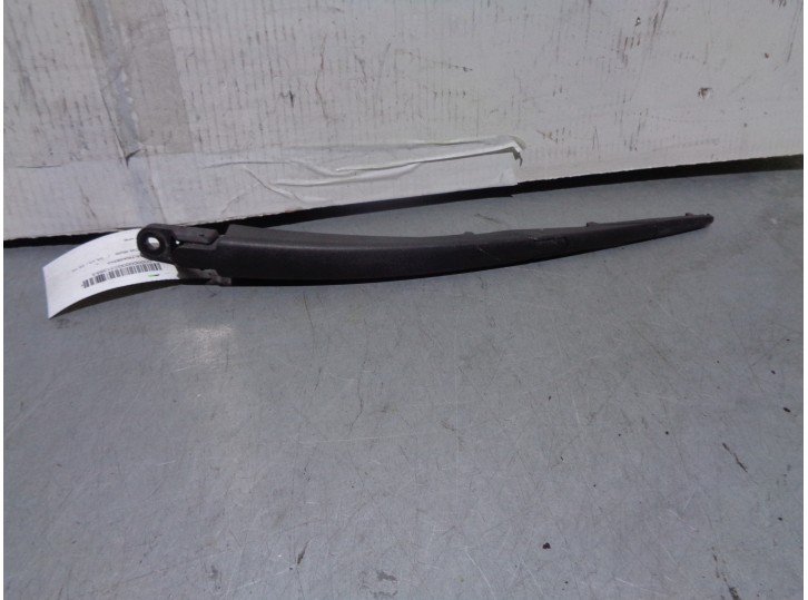 Recambio de brazo limpia trasero para hyundai i30 style referencia OEM IAM 98811G3000 