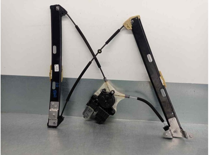 Recambio de elevalunas delantero izquierdo para volkswagen polo beats referencia OEM IAM 2G4837461B 24 PINES 5 PUERTAS