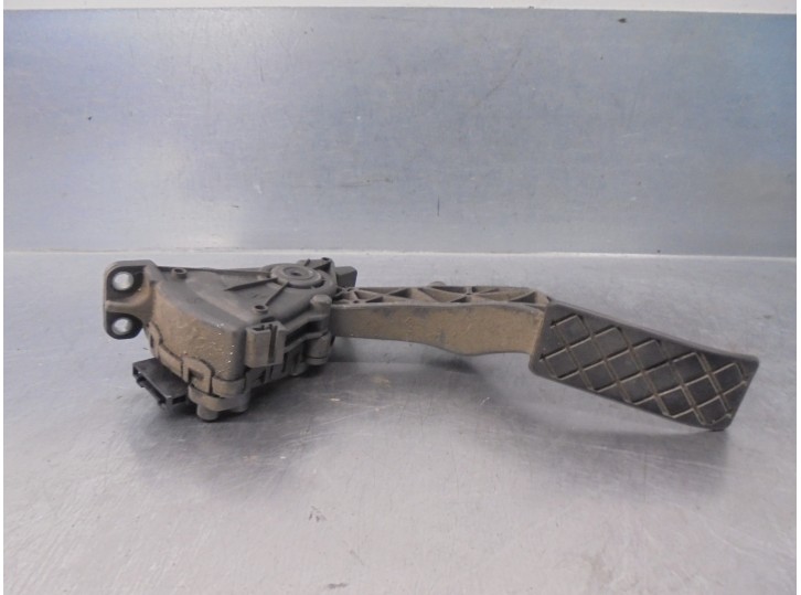Recambio de potenciometro pedal para volkswagen t5 transporter/furgoneta 2.5 tdi referencia OEM IAM 7H1721503 6PV00849503 HELLA
