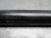 Replacement trunk / tailgate shock absorbers for Nissan Micra (K12E) 1.2 CAT OEM IAM reference 330N 