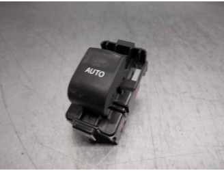 Recambio de mando elevalunas delantero derecho para toyota auris 1.2 16v turbo cat referencia OEM IAM 192801  