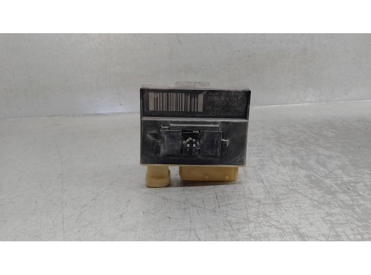 Recambio de caja precalentamiento para volkswagen golf iii variant ( 1h5) 1.9 tdi referencia OEM IAM 9652021180 018010951 