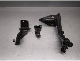 Recambio de bisagra puerta para chrysler grand voyager lx referencia OEM IAM 05020672 DE CORREDERA 5 PUERTAS