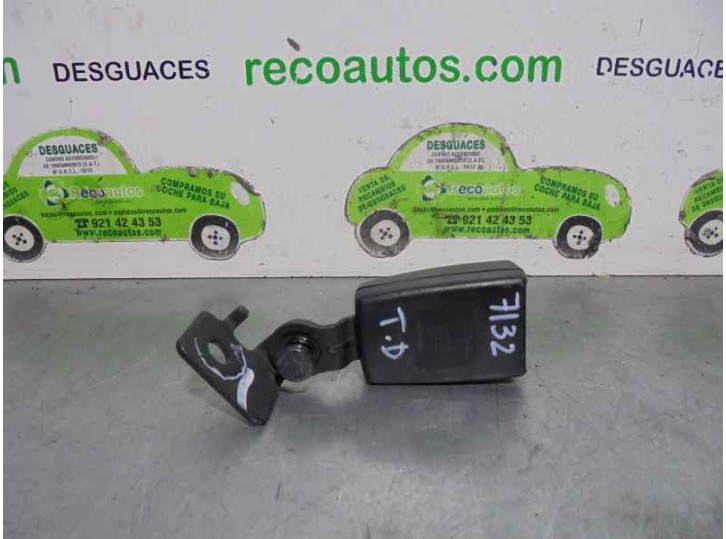 Recambio de enganche cinturon para chevrolet cruze 2.0 diesel cat referencia OEM IAM 13251483  