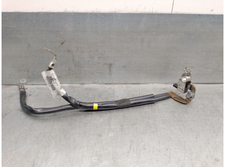 Replacement wiring harness for Volvo V40 hatchback (525) D3 OEM IAM reference 31473765 31473765 