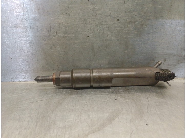 Recambio de inyector para volkswagen polo (9n1) 1.9 sdi referencia OEM IAM 028130203F 0432193600 BOSCH