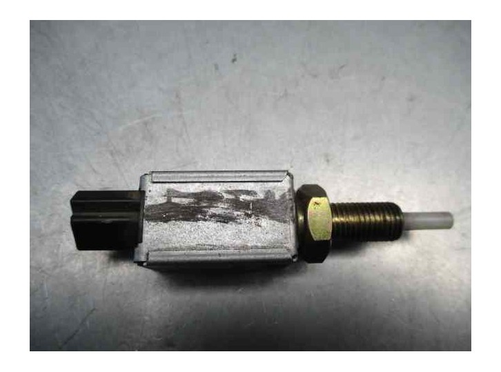 Recambio de interruptor para ford fiesta (dx) 1.8 diesel cat referencia OEM IAM TB311  