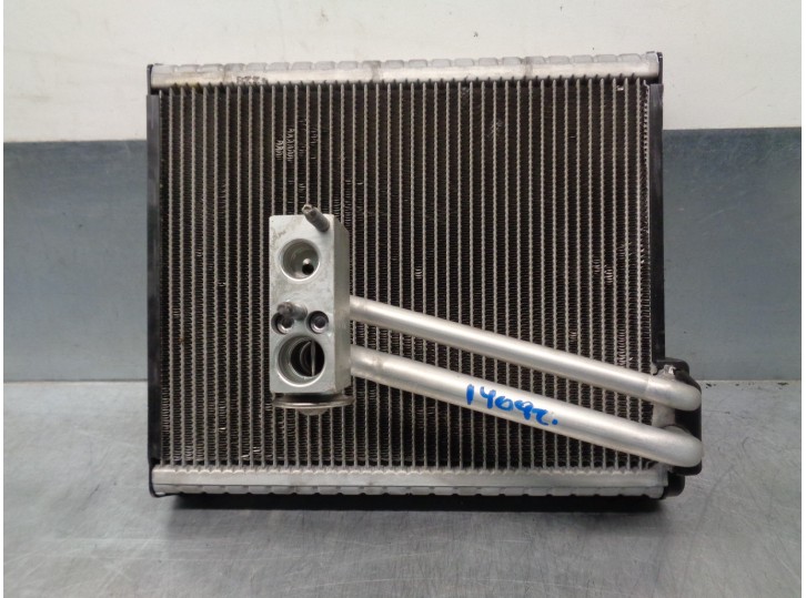 Recambio de evaporador aire acondicionado para mercedes-benz clase cla (w117) 2.0 cat referencia OEM IAM   