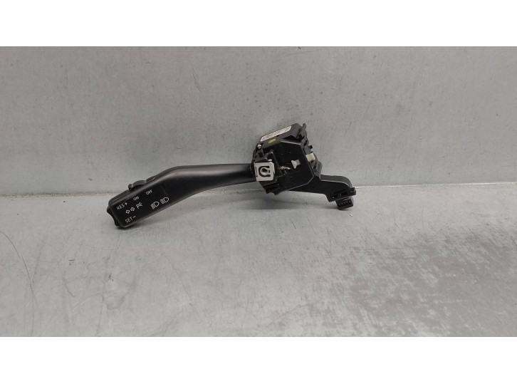 Recambio de mando luces para seat leon (1p1) 2.0 tdi referencia OEM IAM 1K0953513A 