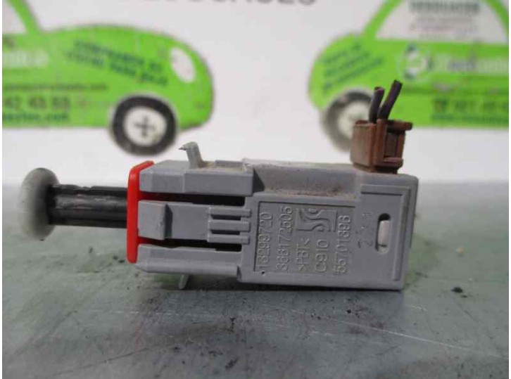Recambio de interruptor para opel corsa d 1.2 16v cat (z 12 xep / lb4) referencia OEM IAM 13299720 