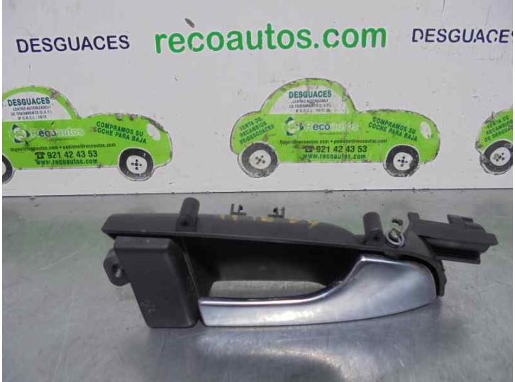 Recambio de maneta interior delantera derecha para audi a3 (8p) 1.6 referencia OEM IAM 8P3867020B 