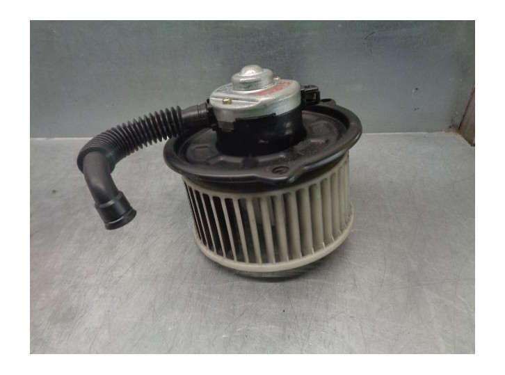 Recambio de motor calefaccion para mg serie 800 (rs) 827 si referencia OEM IAM 1625004091  
